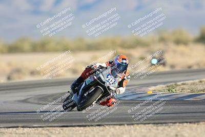 media/Dec-07-2025-CVMA (Sun) [[3e7d2de5dc]]/Race 17-Amateur Formula Middleweight/